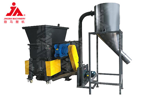 汽車(chē)保險(xiǎn)杠塑料粉碎機(jī) 汽車(chē)保險(xiǎn)杠塑料粉碎機(jī)